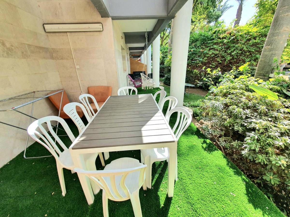 Barak Royal Suites 52 Garden - חמש דקות מהים ומהטיילת Eilat Kültér fotó