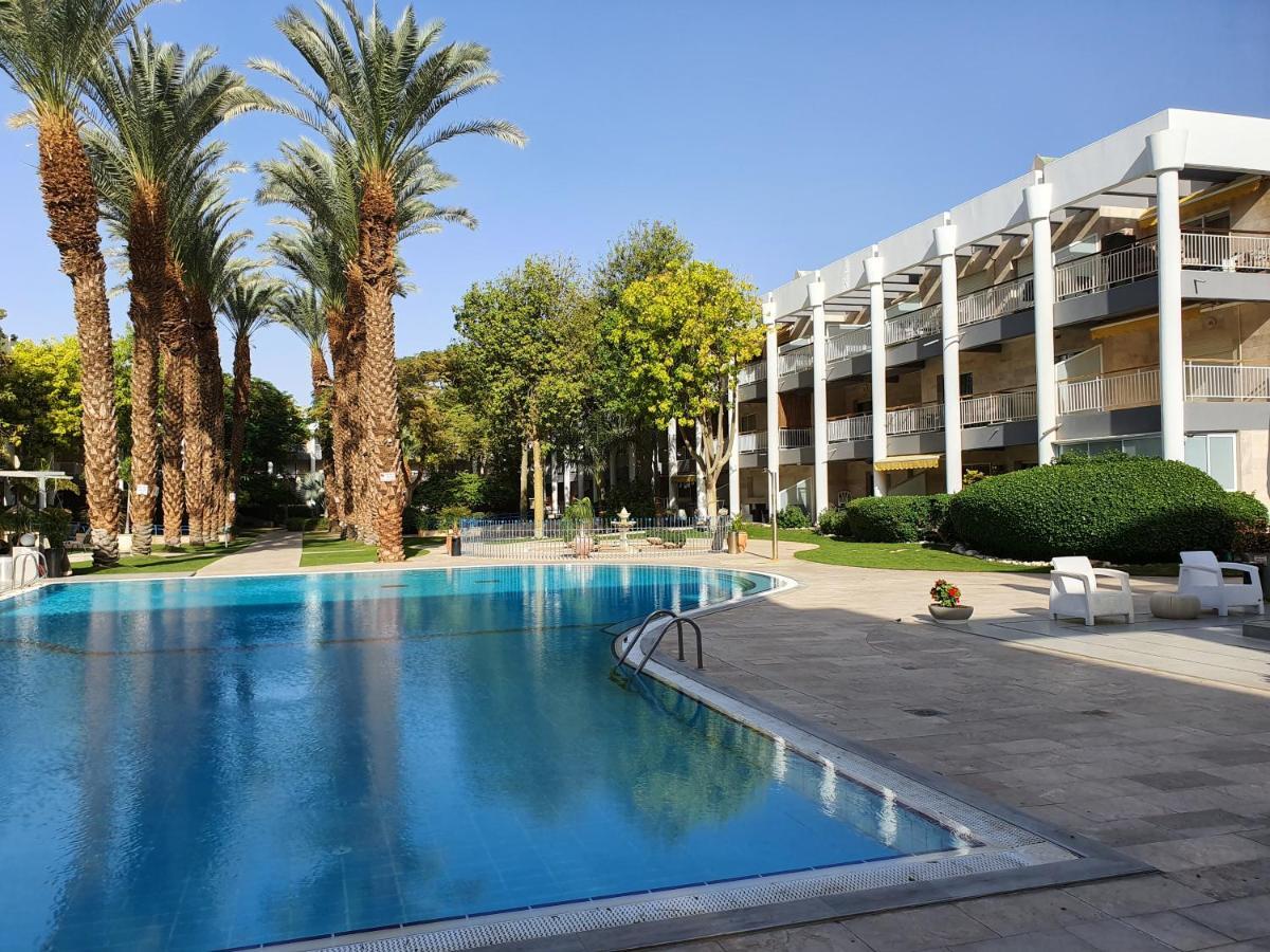 Barak Royal Suites 52 Garden - חמש דקות מהים ומהטיילת Eilat Kültér fotó